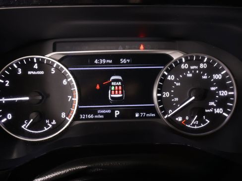 Used 2024 Nissan Pathfinder SV FWD image 4