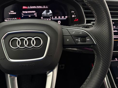 Used 2023 Audi SQ7 Prestige w/ Prestige Package AWD/4WD image 28