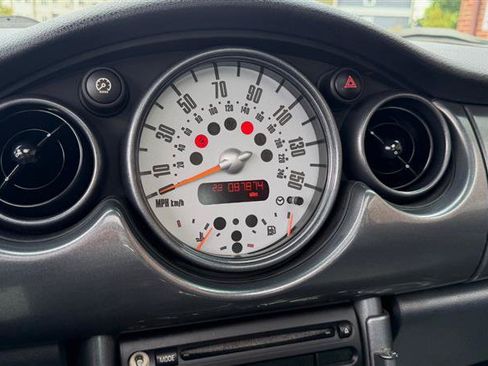 Used 2006 MINI Cooper Hardtop FWD image 23