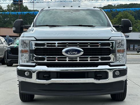 Used 2026 Ford F350 XLT AWD/4WD image 2