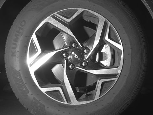 Used 2025 Kia Sportage LX image 13