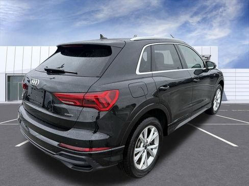 Used 2025 Audi Q3 2.0T Premium image 3