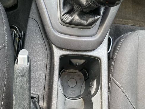 Used 2016 Ford Focus SE w/ SE Sport Package FWD image 18