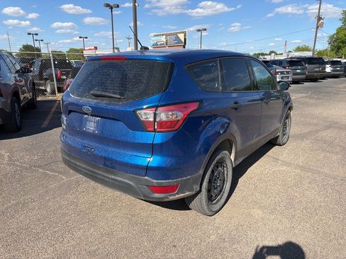 Used 2018 Ford Escape S image 6