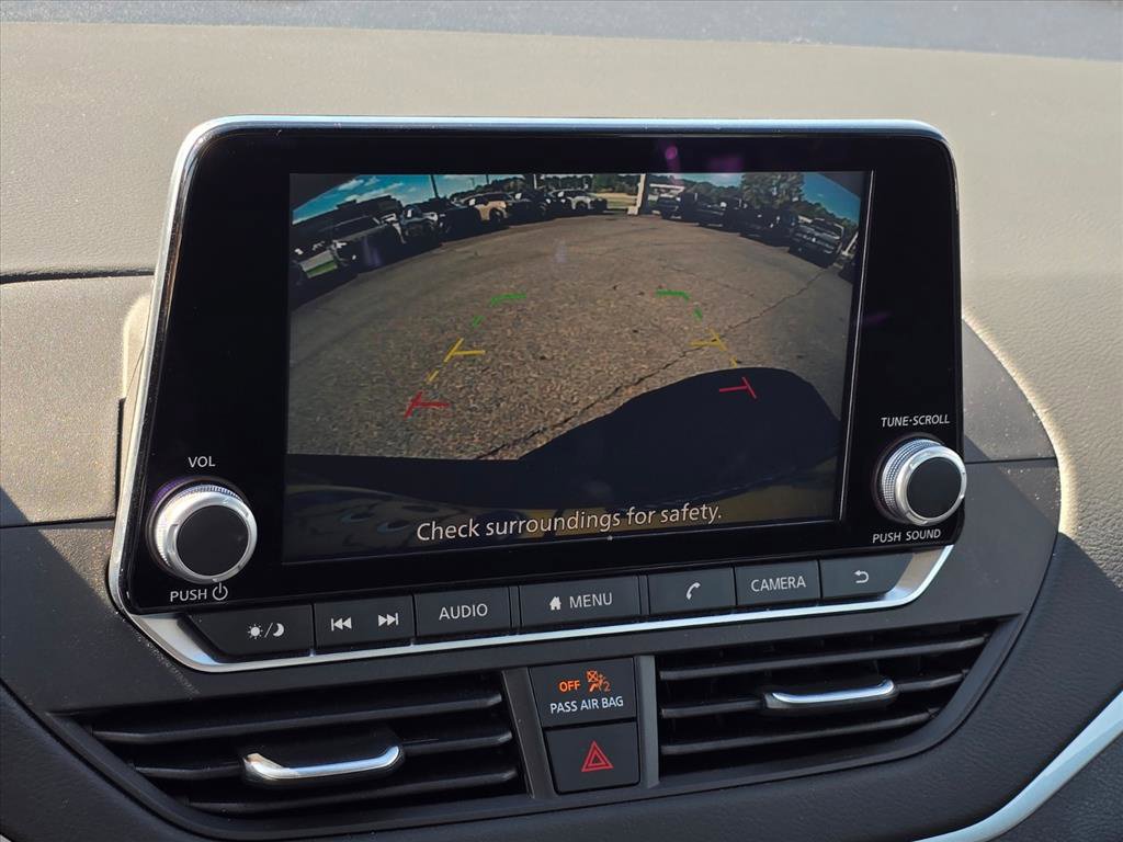 Used 2025 Nissan Altima 2.5 S FWD image 5