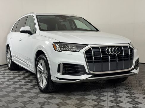 Used 2024 Audi Q7 3.0T Premium Plus w/ Premium Plus Package AWD/4WD image 7