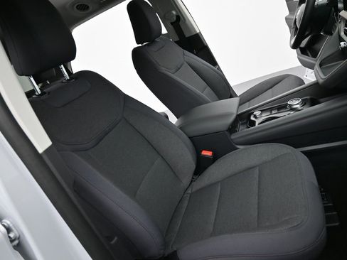 New 2026 Ford Explorer Active image 32