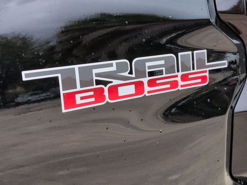 New 2026 Chevrolet Colorado Trail Boss AWD/4WD image 7