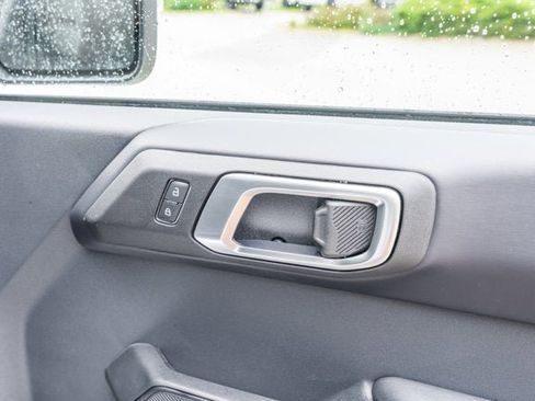 Used 2025 Ford Bronco Outer Banks image 25