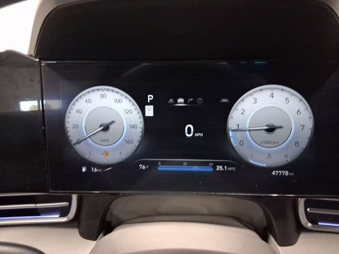 Used 2024 Hyundai Elantra SEL FWD image 24