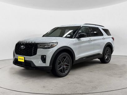 Used 2026 Ford Explorer ST-Line w/ ST-Line Street Pack