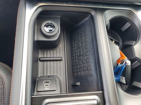 New 2025 Ford Expedition Active RWD image 19