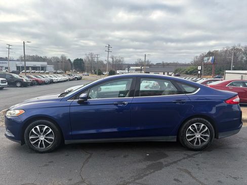 Used 2014 Ford Fusion S image 4