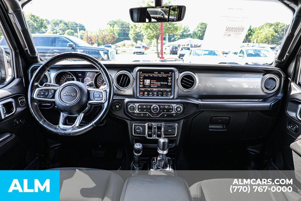 Used 2021 Jeep Wrangler Unlimited Sahara w/ Uconnect 4C Nav & Sound Group AWD/4WD image 27