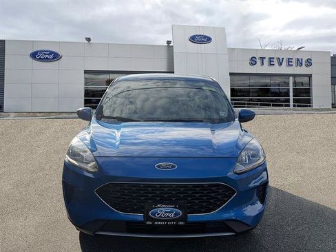 Certified 2020 Ford Escape SE AWD/4WD image 2