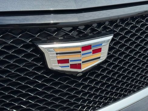 Used 2023 Cadillac XT6 Sport w/ Technology Package AWD/4WD image 8