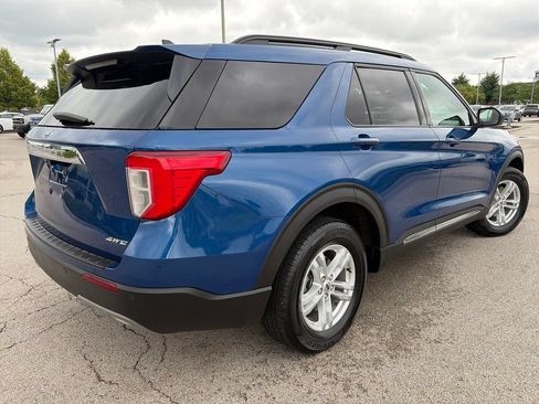 Used 2023 Ford Explorer XLT w/ Equipment Group 202A AWD/4WD image 7