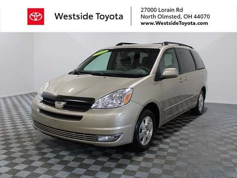 Used 2004 Toyota Sienna XLE w/ XLE Pkg 16 FWD image 1