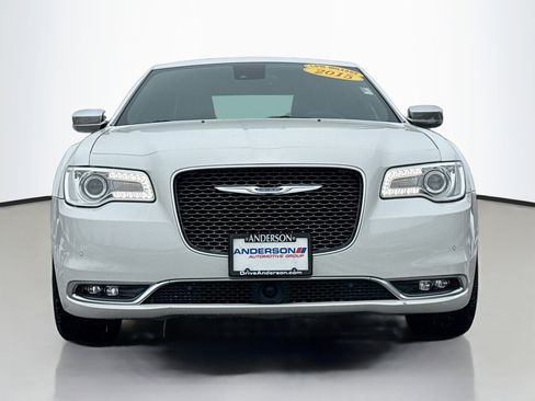 Used 2015 Chrysler 300 C Platinum w/ Harman/Kardon Audio Group image 16