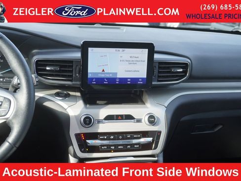 Used 2023 Ford Explorer XLT w/ Equipment Group 202A image 17