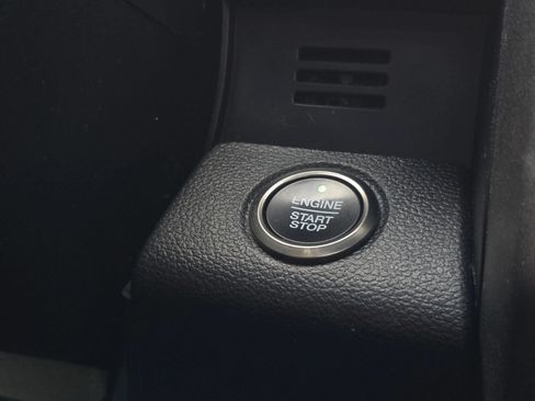 Used 2019 Ford F150 Raptor w/ Equipment Group 802A Luxury AWD/4WD image 32