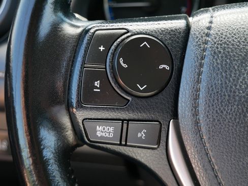 Used 2017 Toyota RAV4 Limited AWD/4WD image 26