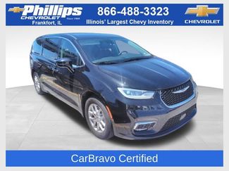 Used 2024 Chrysler Pacifica Touring-L FWD video 1