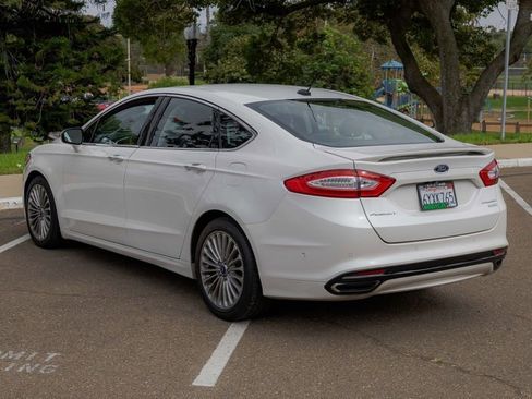 Used 2013 Ford Fusion Titanium w/ Titanium Driver Assist Pkg image 11
