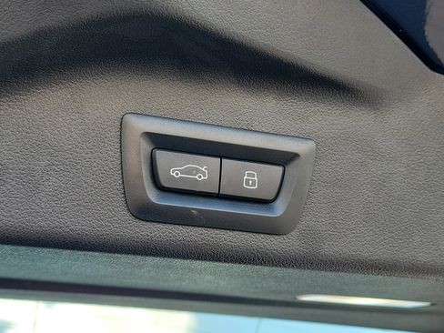 Used 2024 BMW X5 M60i AWD/4WD image 9