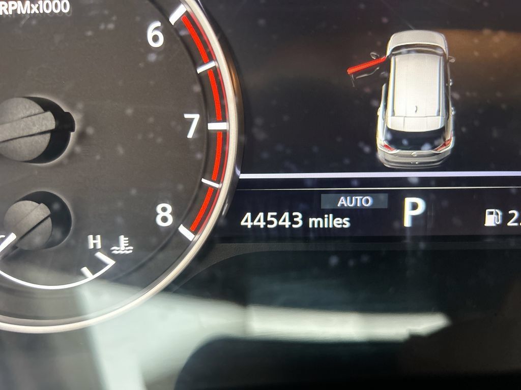 Used 2023 Nissan Rogue S AWD/4WD image 16