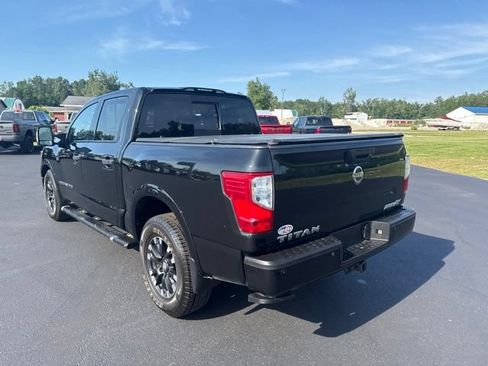 Used 2019 Nissan Titan PRO-4X AWD/4WD image 3
