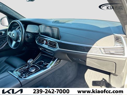 Used 2020 BMW X7 M50i w/ Executive Package AWD/4WD image 14