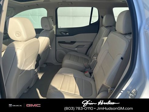 Used 2023 GMC Acadia Denali w/ Denali Ultimate Package image 4