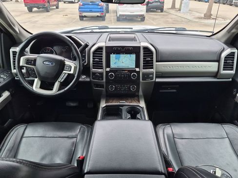 Used 2018 Ford F250 Lariat w/ Lariat Ultimate Package AWD/4WD image 20