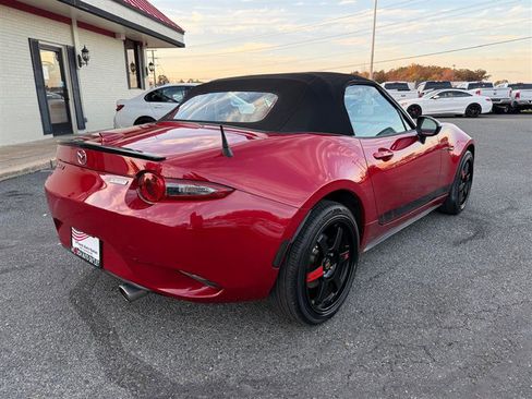Used 2016 MAZDA MX-5 Miata Club image 3