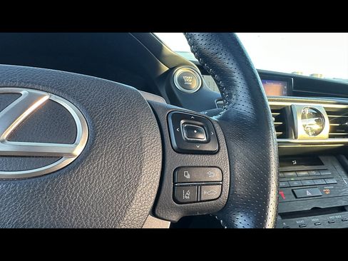 Used 2020 Lexus IS 300 F Sport w/ F Sport Package RWD image 10