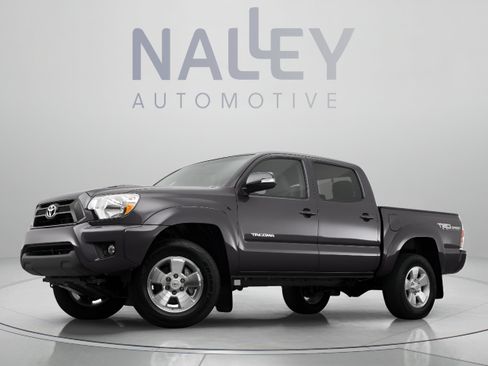Used 2014 Toyota Tacoma PreRunner w/ TRD Sport Package RWD image 4