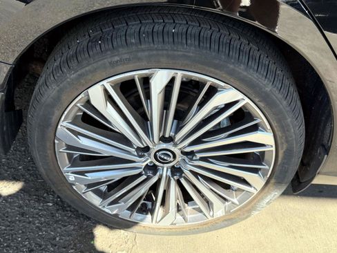 Used 2023 Nissan Altima 2.5 SL AWD/4WD image 8