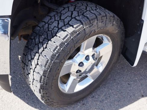 Used 2016 Chevrolet Silverado 2500 LTZ w/ LTZ Plus Package image 13