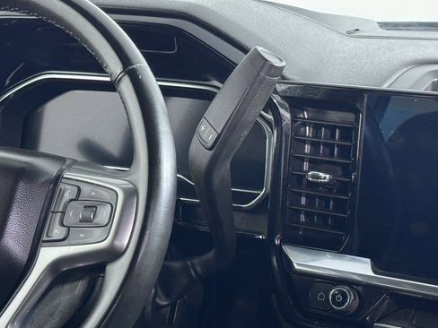 Used 2024 Chevrolet Silverado 2500 LT image 25