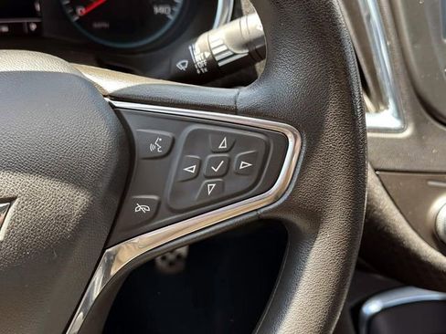 Used 2016 Chevrolet Malibu LT FWD image 21