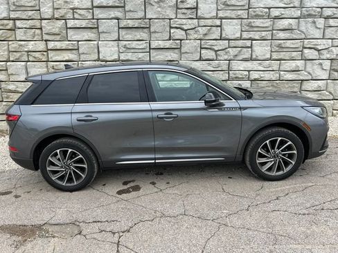 Used 2024 Lincoln Corsair AWD w/ Equipment Group 101A image 6