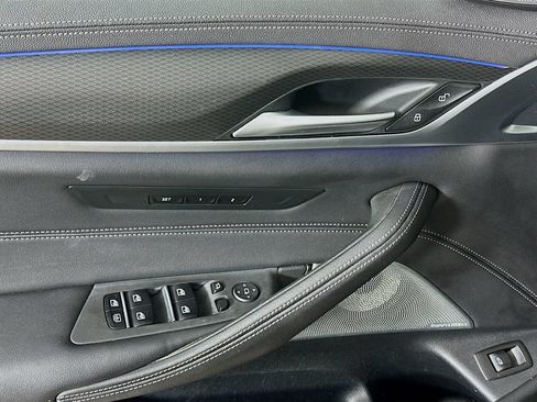Used 2021 BMW M550i xDrive AWD/4WD image 24