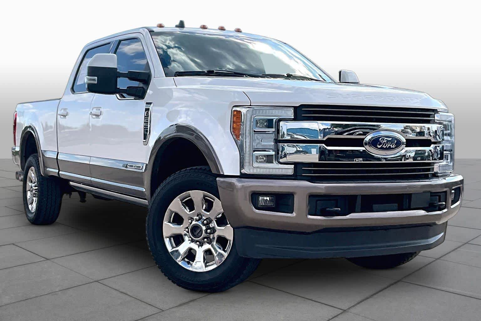 Certified 2019 Ford F250 King Ranch w/ King Ranch Ultimate Package AWD/4WD image 3