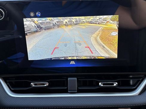 New 2026 Chevrolet Equinox LT image 19