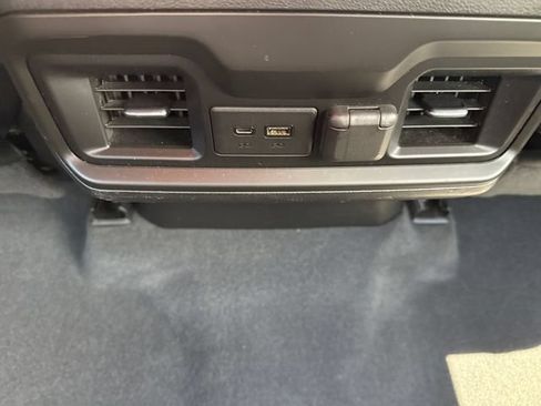 Used 2021 Chevrolet Silverado 1500 LT Trail Boss w/ Convenience Package II AWD/4WD image 29