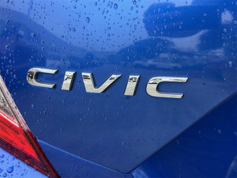 Used 2020 Honda Civic Sport image 12