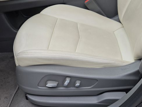 Used 2023 Cadillac XT5 Premium Luxury image 22