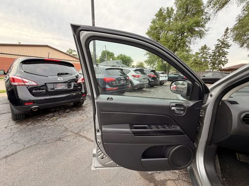 Used 2016 Jeep Compass Sport w/ Power Value Group FWD image 11