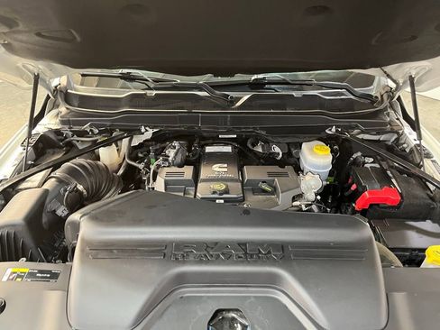 Used 2022 RAM 2500 Laramie image 6